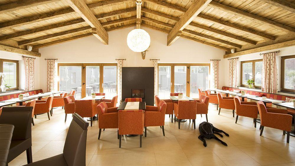Ferienhotel Bergland Arzl im Pitztal Exterior foto